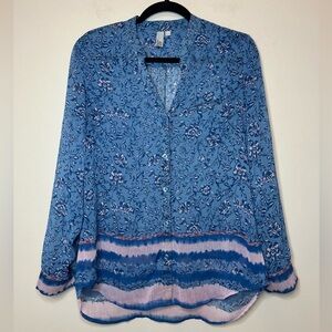 KUT from the Kloth Jasmine Top Blue Sheer Roll Tab
Long Sleeve Button Up Size XS